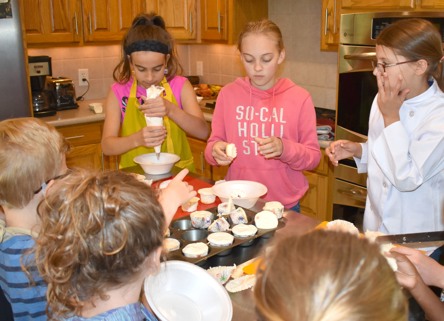 Nell baking 9.jpg